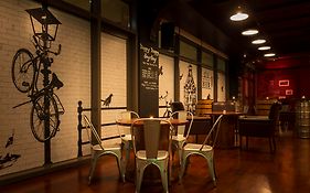 سوفتيل دبي جميرا بيتش